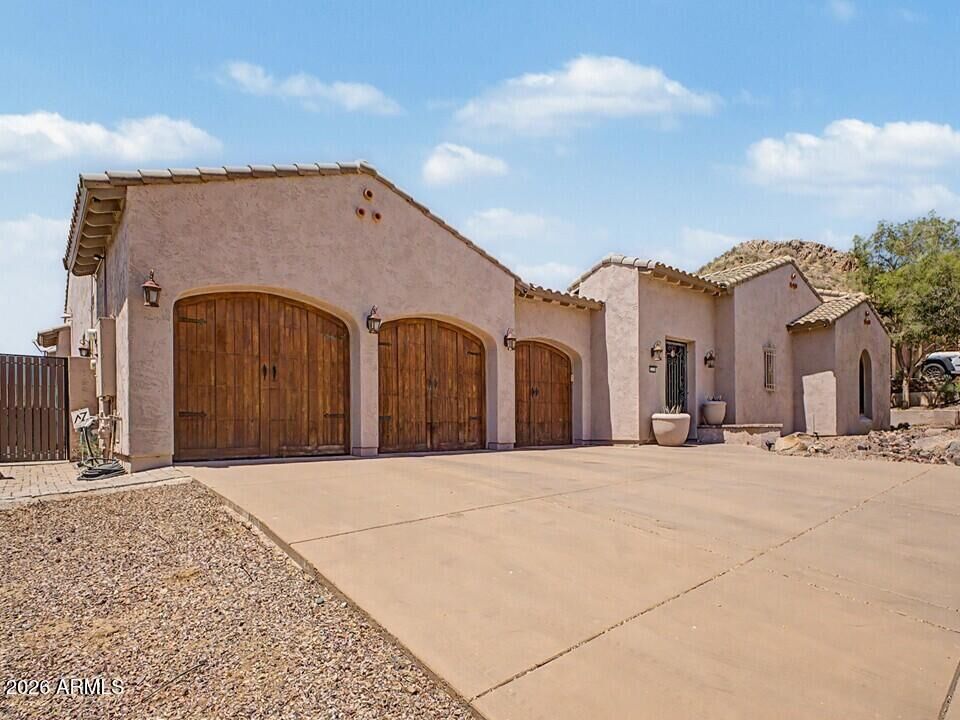 Property Photo:  2316 W Villa Cassandra Drive  AZ 85086 