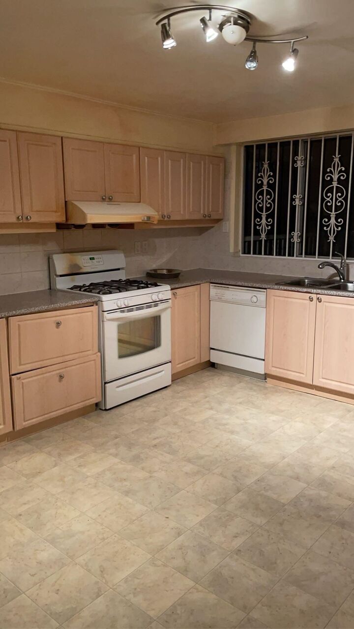 Property Photo: 4904 Rupert Street BC V3S 2J1