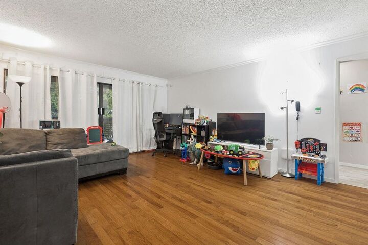 444 W 49th Avenue 211 — photo 1