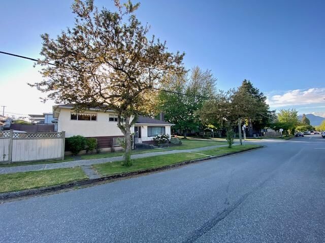 Property Photo: 3925 Penticton Street BC V5R 1X7