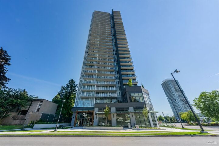 Property Photo: 13738 Central Avenue 1710 BC V3T 0X5