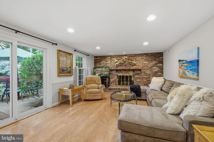 Property Photo: 7006 Old Cabin Lane MD 20852
