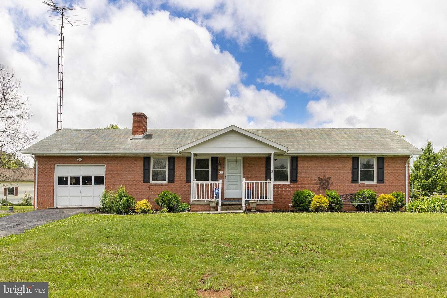 Property Photo: 627 Montmorency Drive WV 25413