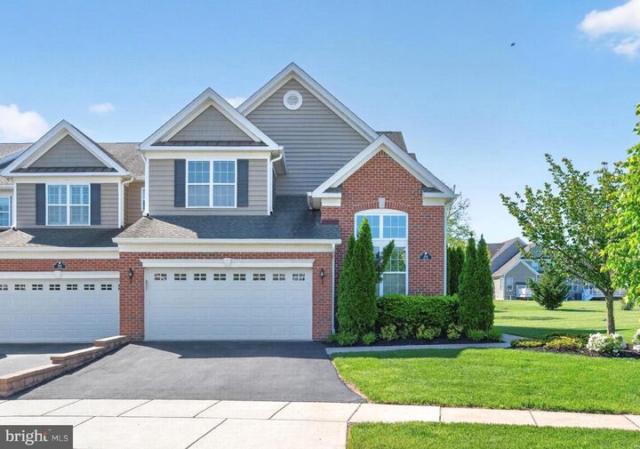 Property Photo: 304 Dye Way NJ 08057