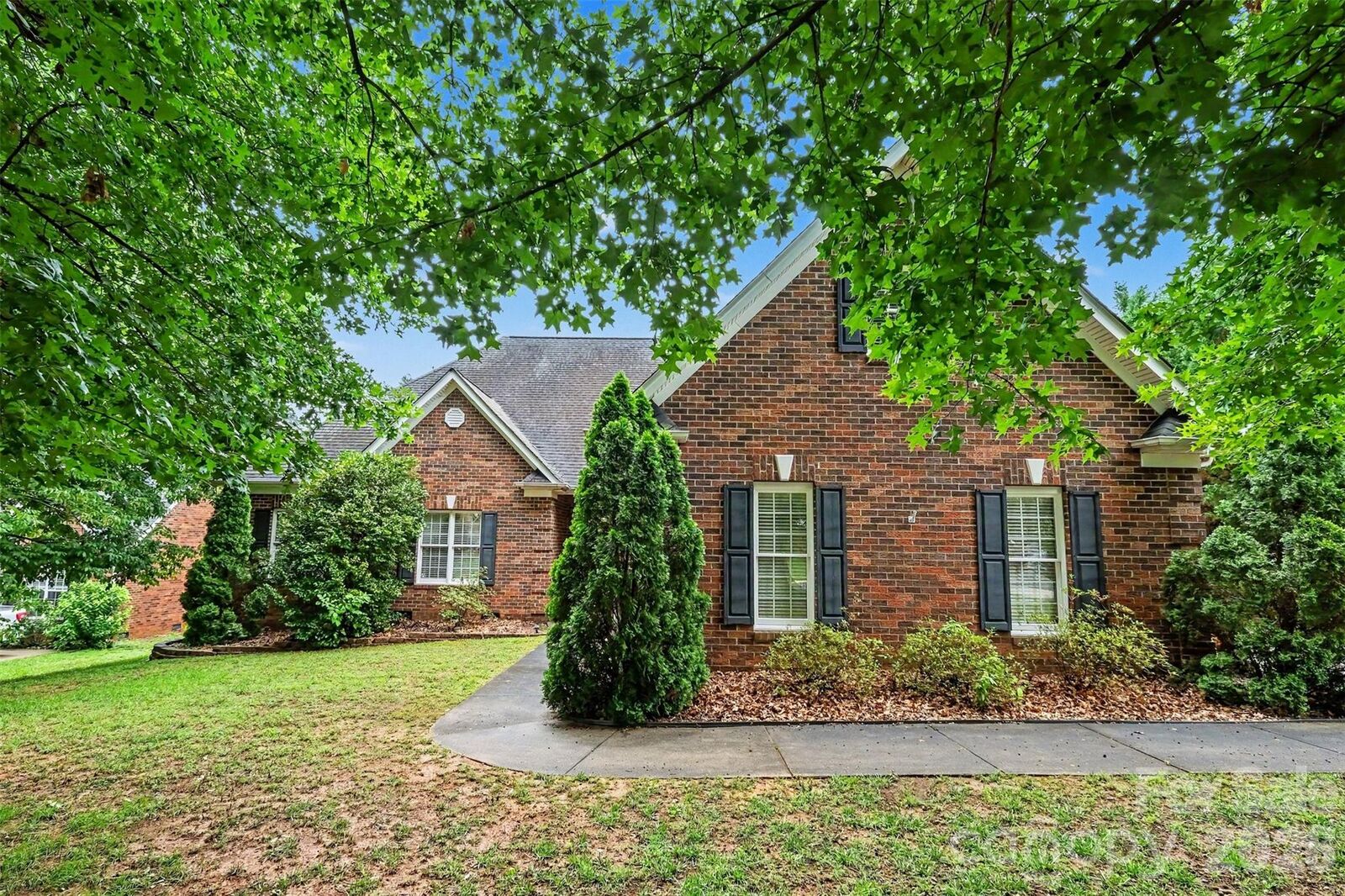 Property Photo:  172 Eaglecrest Drive  NC 28104 