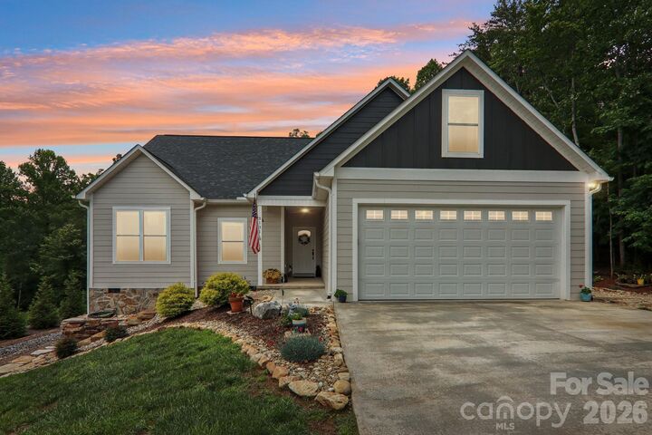 Property Photo: 3131 Richard Street NC 28655