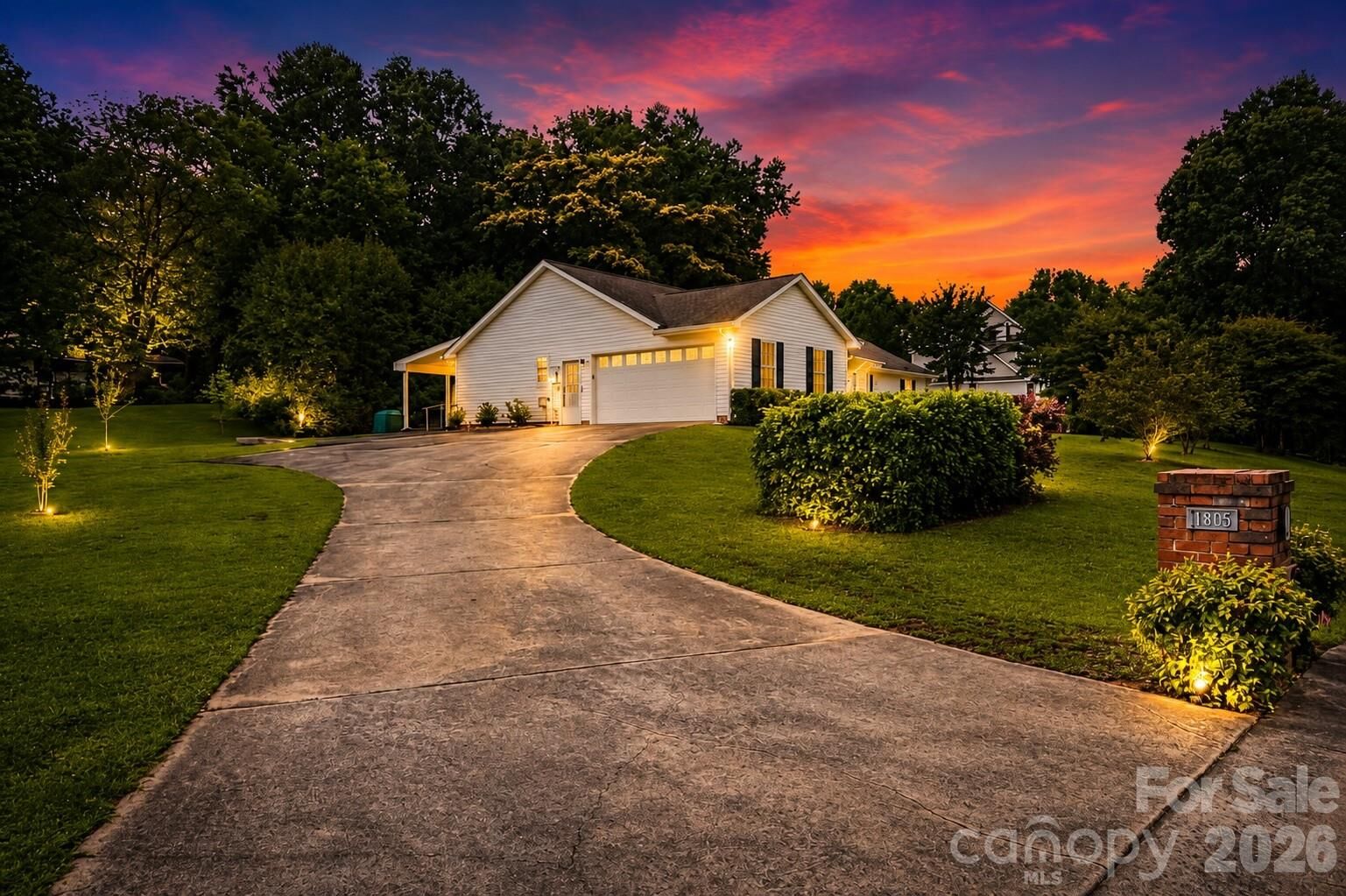 Property Photo: 1805 Lillian Lane SC 29708