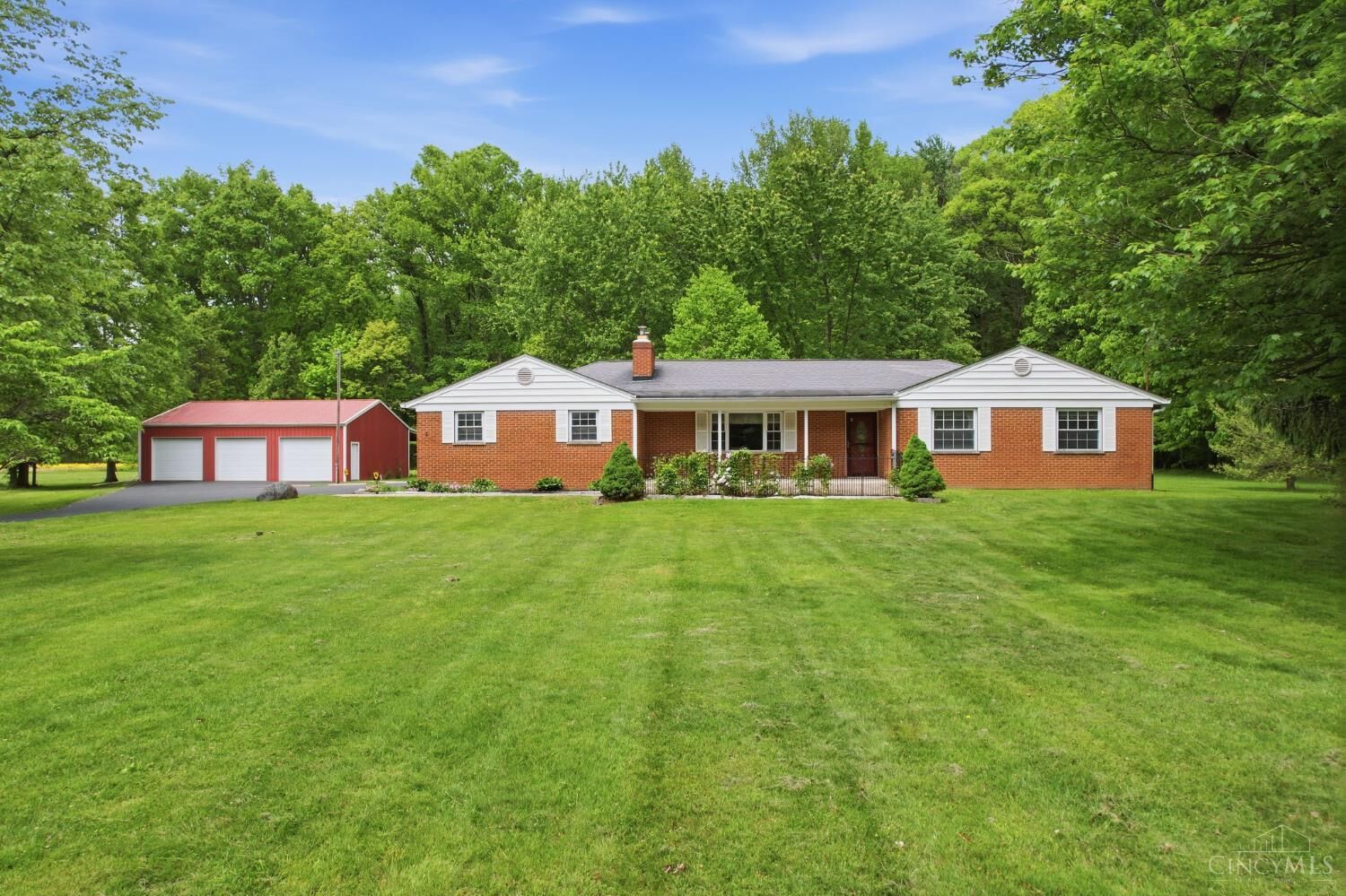 Property Photo: 2450 Crane Schoolhouse Road OH 45106