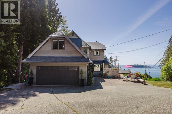 Property Photo:  5454 Wakefield Road  BC V0N 3A8 