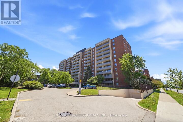 Property Photo:  19 Four Winds Drive 204  ON M3J 2S9 