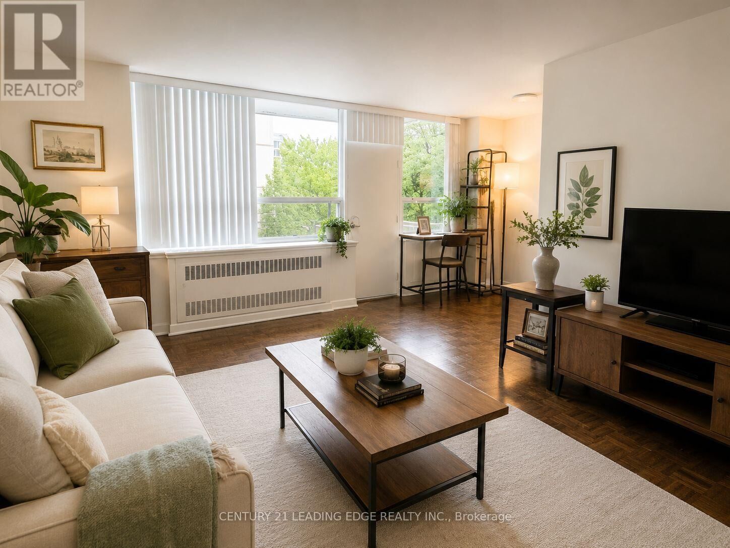 Property Photo: 103 Avenue Road 211 ON M5R 2G9
