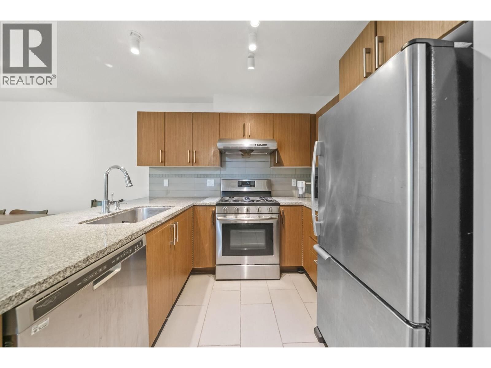 Property Photo:  6800 Eckersley Road 208  BC V6Y 0E7 
