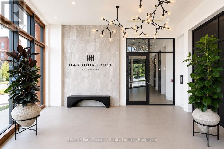 Property Photo:  31 Huron Street 406  ON L9Y 5T7 