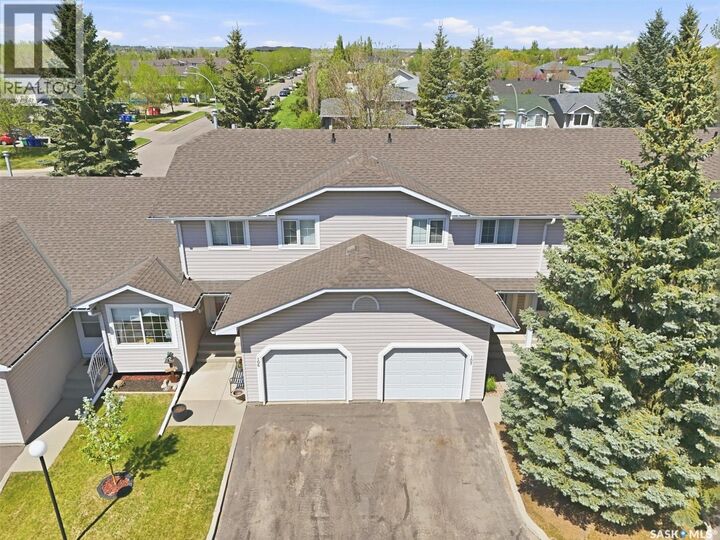 Property Photo: 105 615 McWillie Avenue SK S7S 1J4