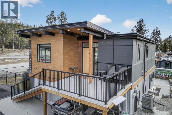 Property Photo: 4978 Ponderosa Crescent BC V0B 1B0