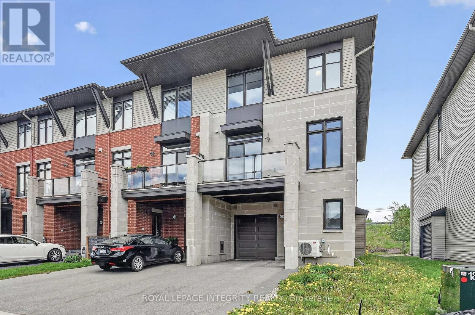 Property Photo: 520 Stadacone Row ON K4A 1J8