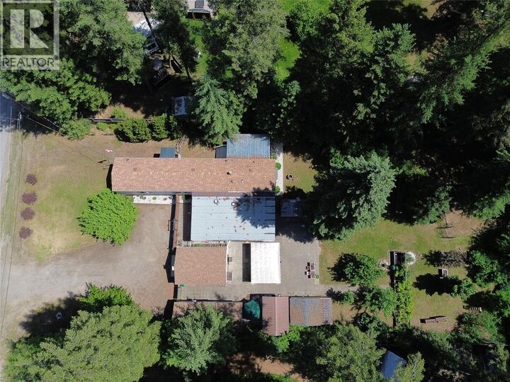 Property Photo: 1558 Thompson Road BC V0H 1E0