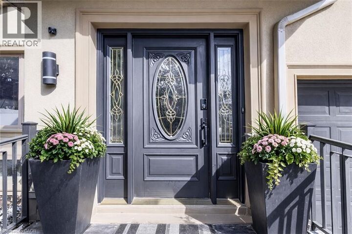 Property Photo:  4 Peter Street  ON L8B 0Z4 