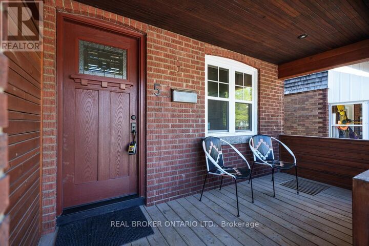 Property Photo: 5 Heyworth Crescent South ON M4E 1T6