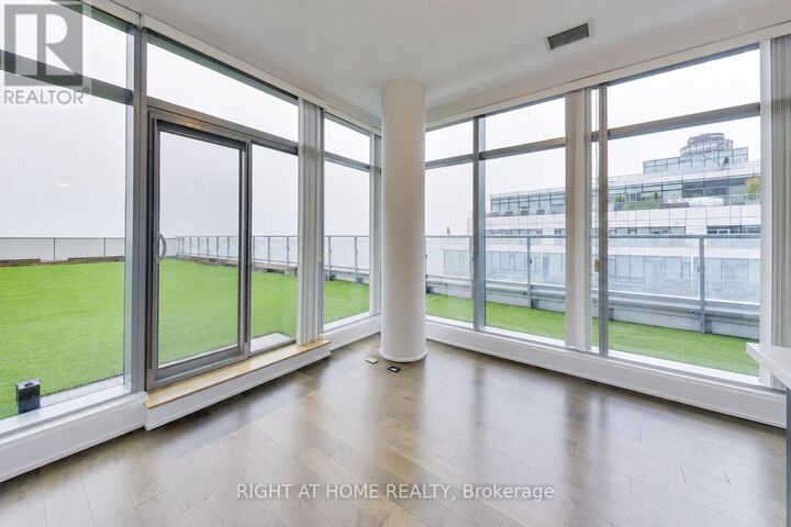 Property Photo: 39 Queens Quay East 1126 ON M5E 0A5