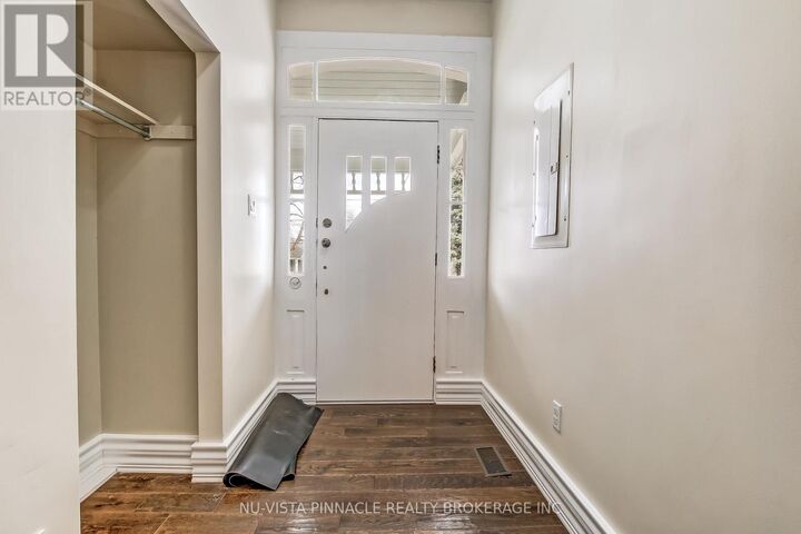 Property Photo: 727 Queens Avenue ON N5W 3H4