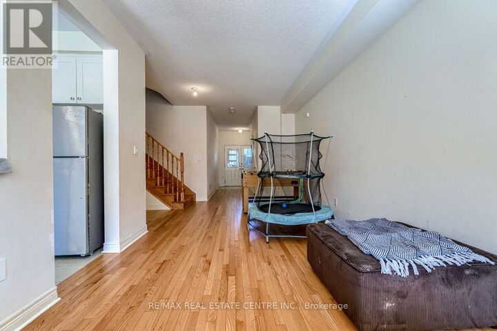 Property Photo: 1193 Kettering Drive ON L1K 1A6