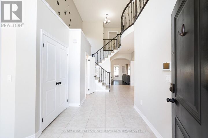 Property Photo: 395 Michael Drive ON L3C 0A5