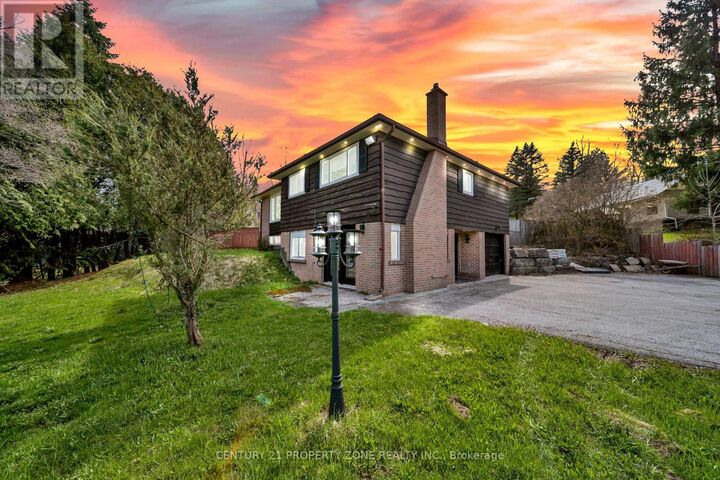 Property Photo:  5172 Trafalgar Road  ON N0B 1T0 
