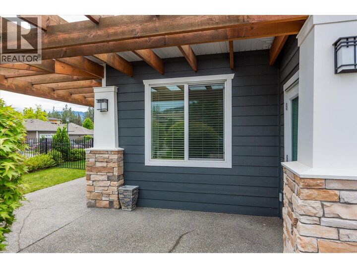 Property Photo: 3410 Kingfisher Road BC V4T 3A5