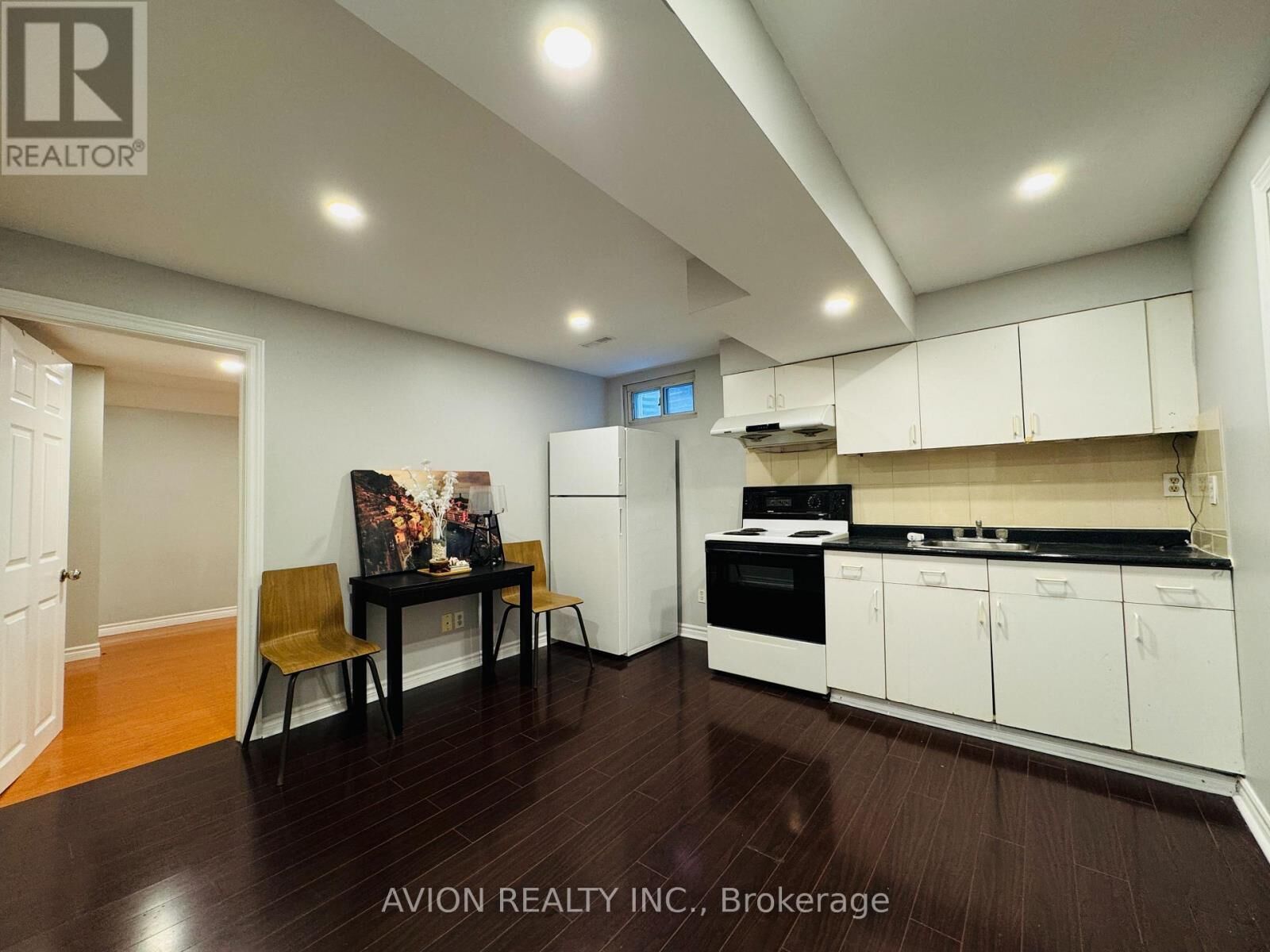 Property Photo:  15 Saintsbury Square Basement  ON M1V 3K1 