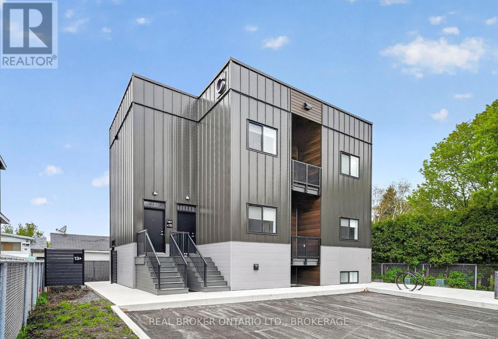 Property Photo:  600 Second Street East Unit #13C  ON K6H 4H3 