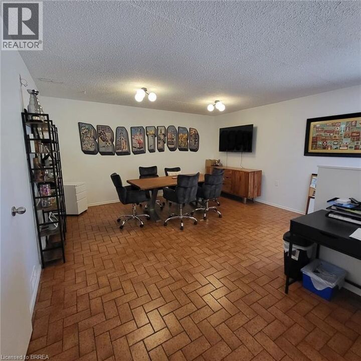 Property Photo: 325 Fairview Drive ON N3R 2X3
