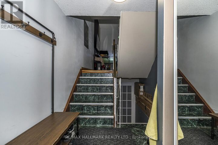 Property Photo:  1330 Trowbridge Drive 42  ON L1G 7L1 