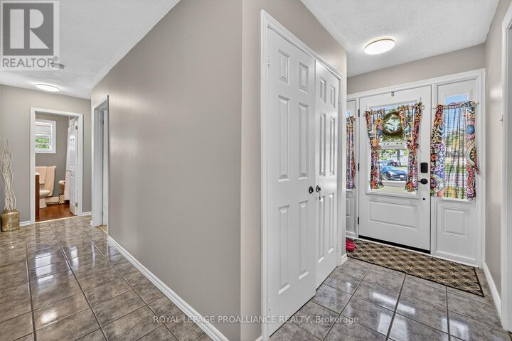 Property Photo:  913 George Street  ON K0E 1E0 