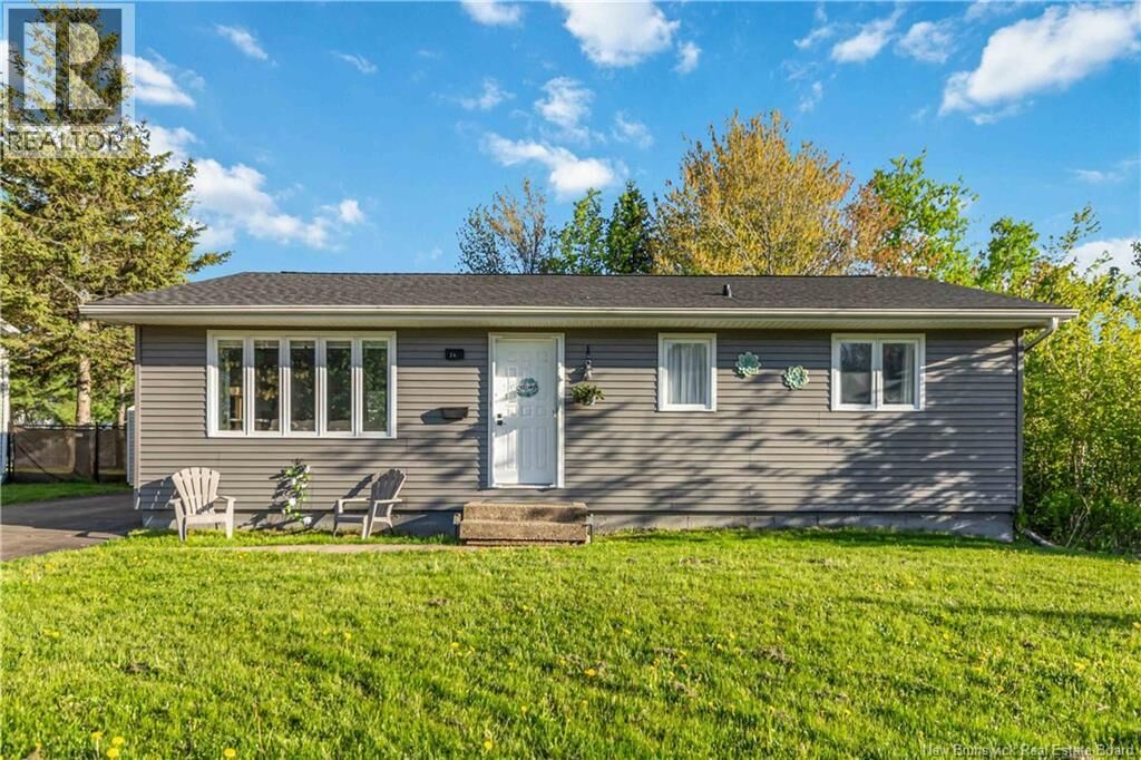 Property Photo:  24 Notingham Drive  NB E1A 5J8 