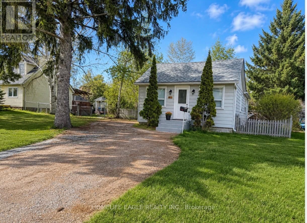 Property Photo:  142 Riveredge Drive  ON L4P 2P3 