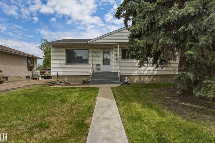 12908 120 Avenue NW — photo 1