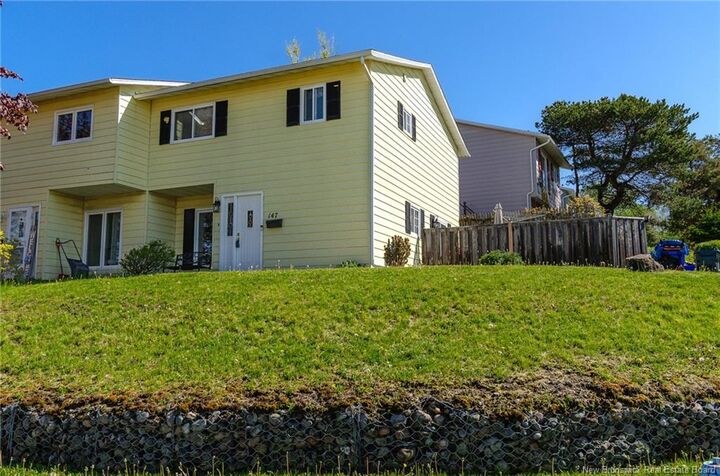 Property Photo:  147 Woodhaven Drive  NB E2K 4M3 