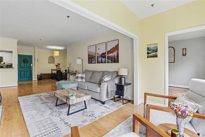 Property Photo: 2921 Lenox Road NE #306 GA 30324