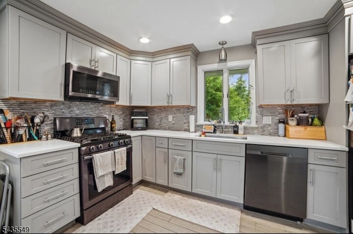 Property Photo:  31 Albright Cir  NJ 07940 