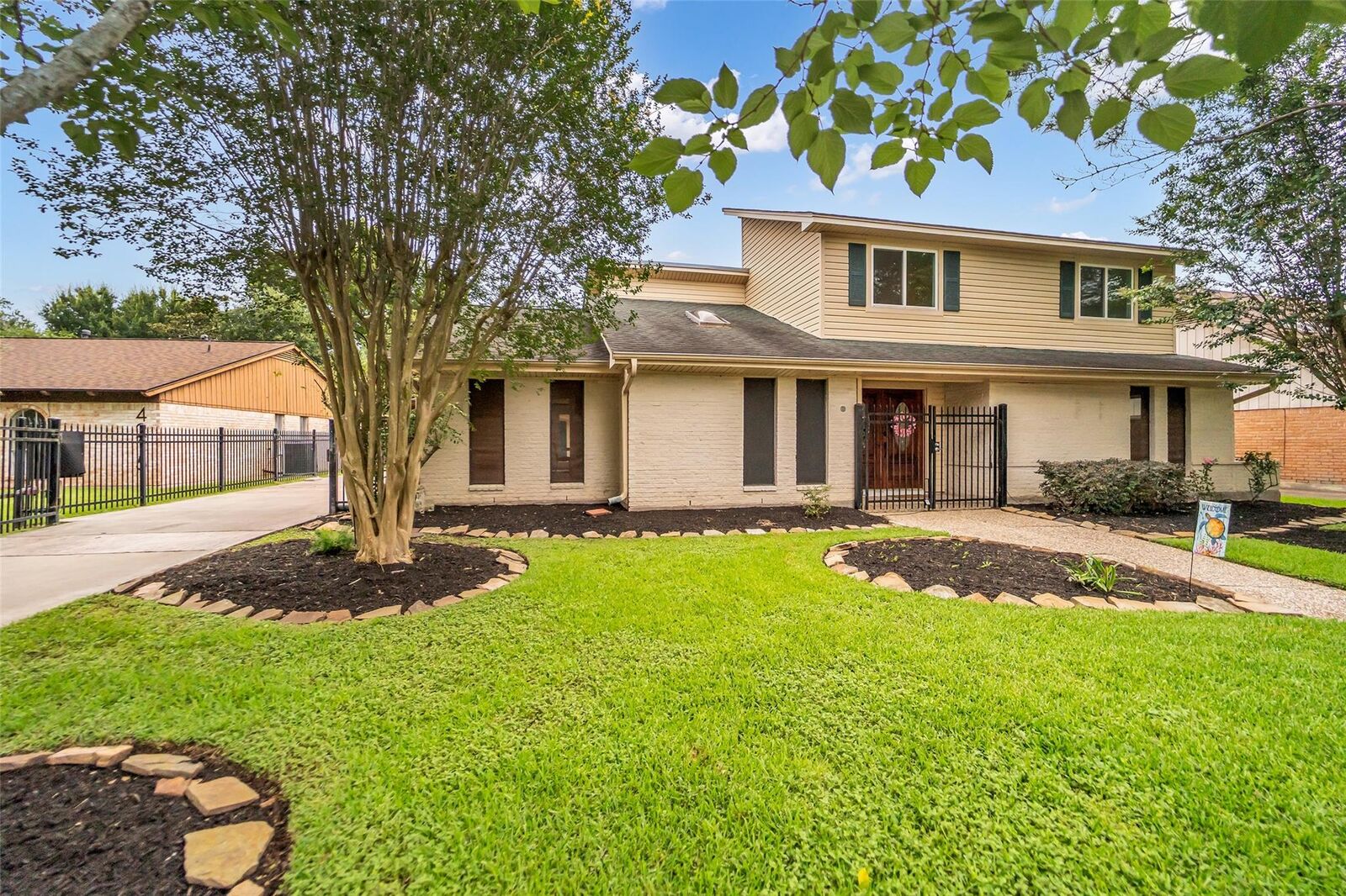 Property Photo: 4303 Long Grove Drive TX 77586