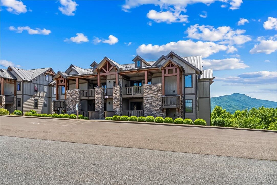 Property Photo: 195 Red Tail Summit Cf2 NC 28607