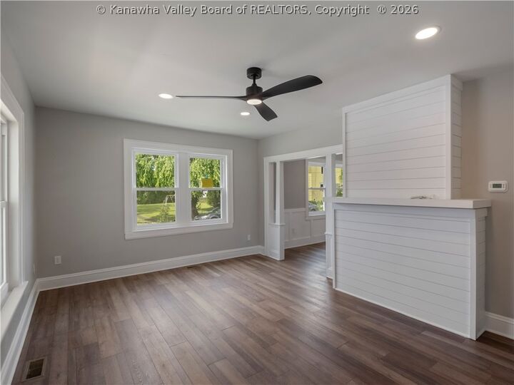 Property Photo:  1008 Grant Street  WV 25302 
