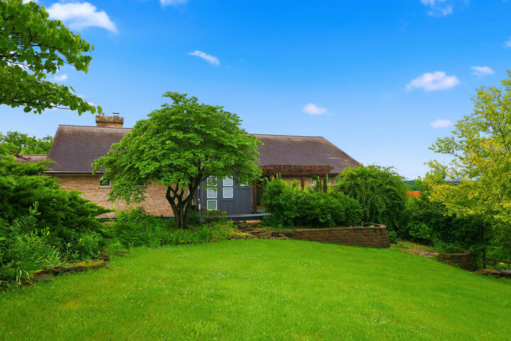Property Photo:  1011 Sunnyview Lane  KY 40601 