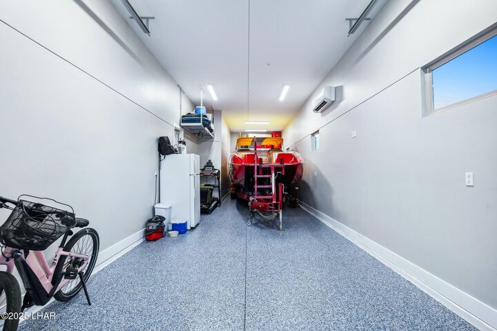 Property Photo: 732 Malibu Pl AZ 86403