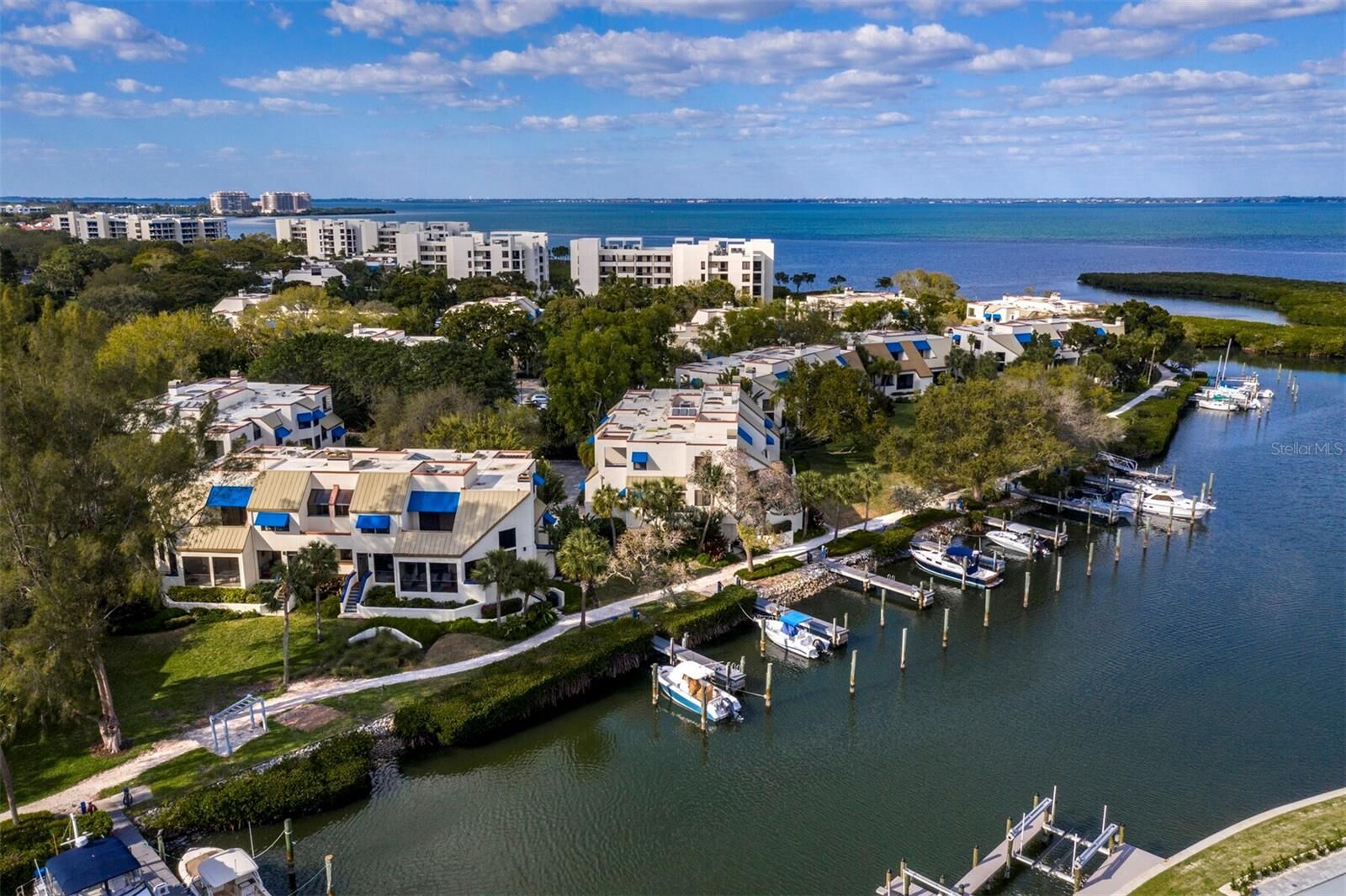 Property Photo: 1904 Harbourside Drive 204 FL 34228