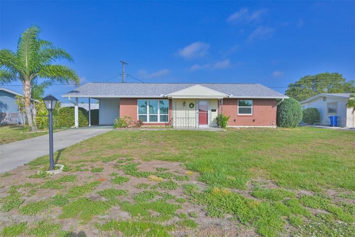 Property Photo:  1216 Valley Forge Boulevard  FL 33573 