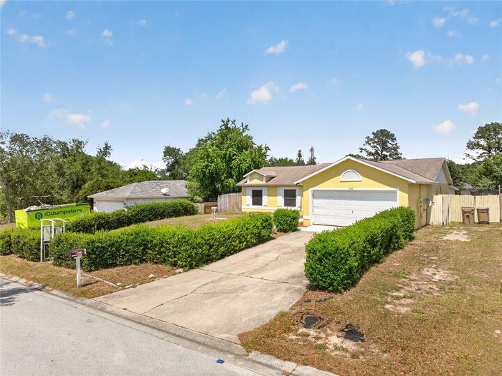 Property Photo:  10810 Crescendo Loop  FL 34711 