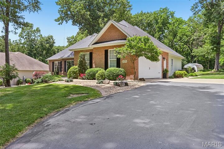 Property Photo:  259 Westlake Trail  IL 62056 