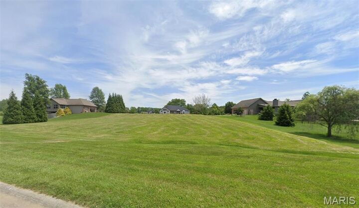 Property Photo: 122 Wyndrose Estates Drive IL 62226